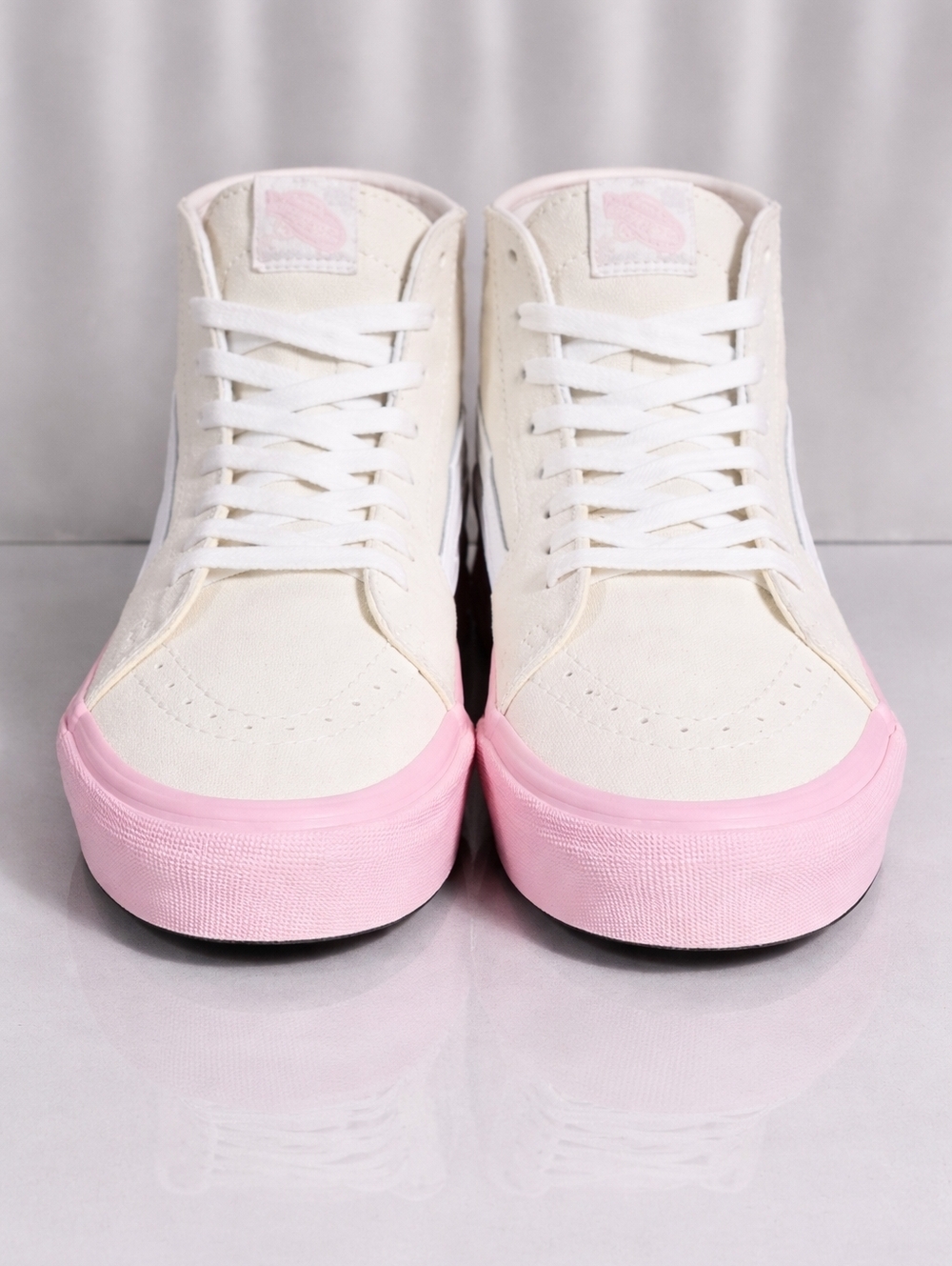 Vans Sk8-Hi Tapered – White / Light Pink Sole Multiple Sizes Available - Picture 2 of 6